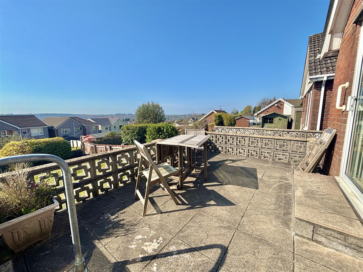 Dunvant Road, Killay, Swansea, SA2 7NL